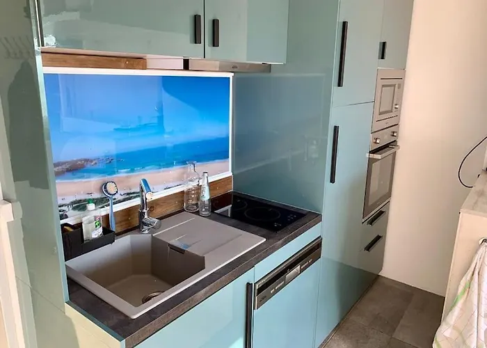 Centre Avec Acces * 比亚里茨